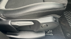 Vauxhall Grandland X 1.2 Turbo SRi Nav 5dr Auto Petrol Hatchback